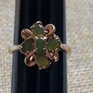 Elegant Green Stone Women's Ring